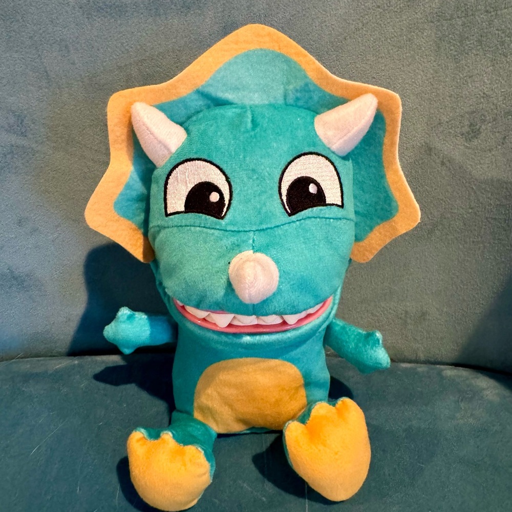 Chatter Chompers Triceratops